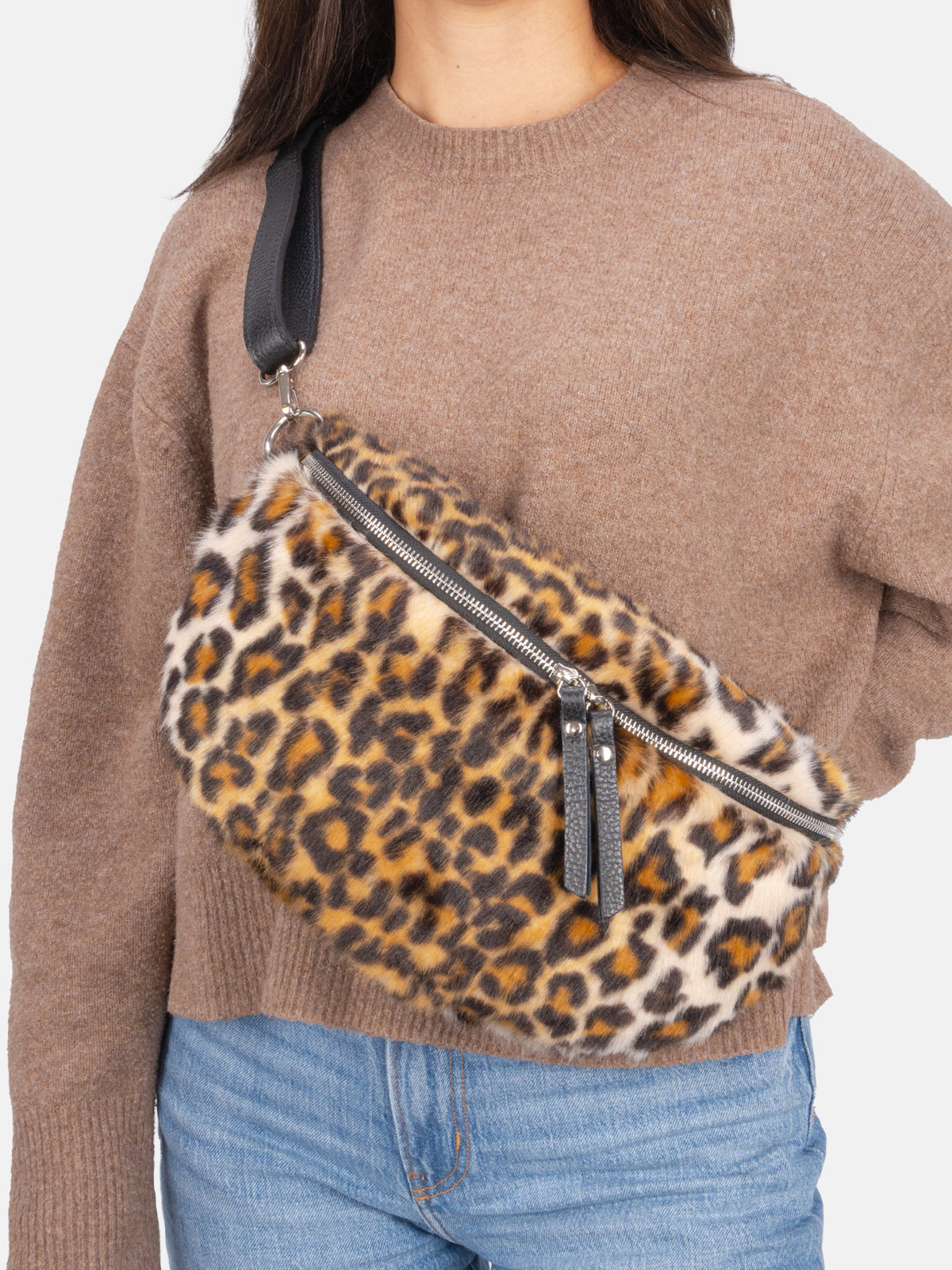 Crossbody Bag Umhängetasche - Leni Leo