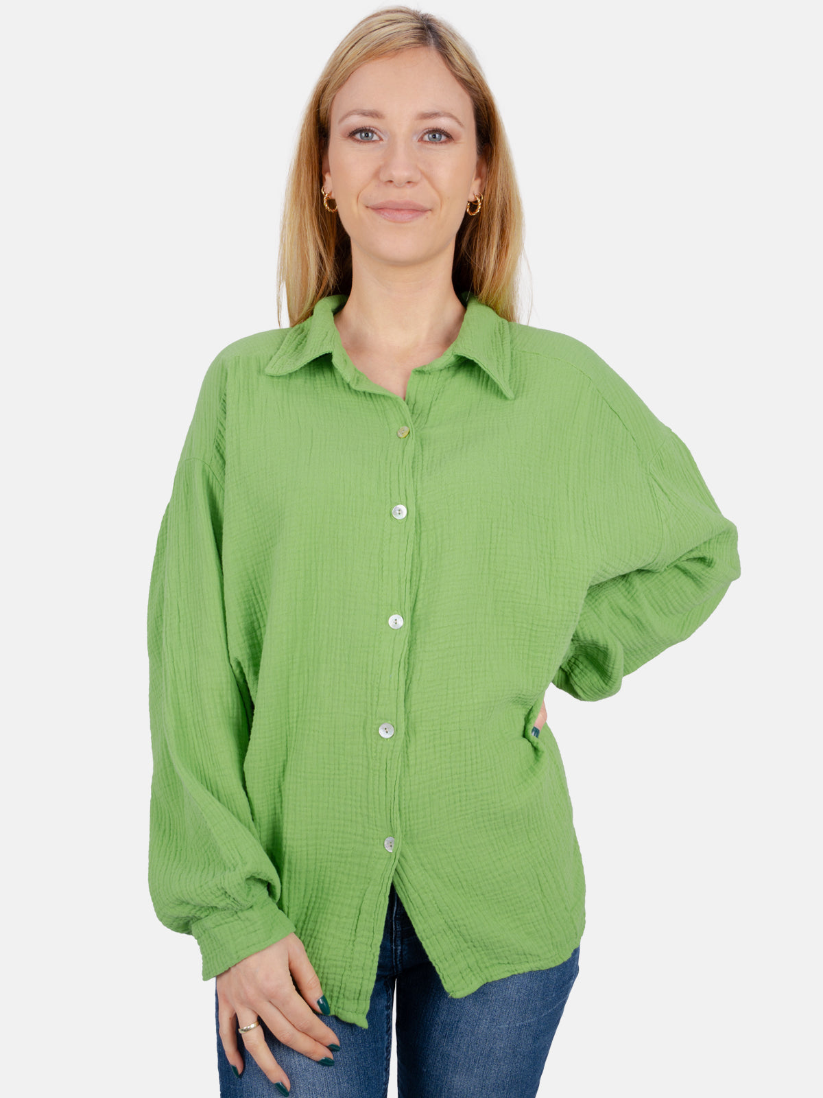 Kurze Musselin Hemdbluse mit Knöpfen - grasgrün - Sasha