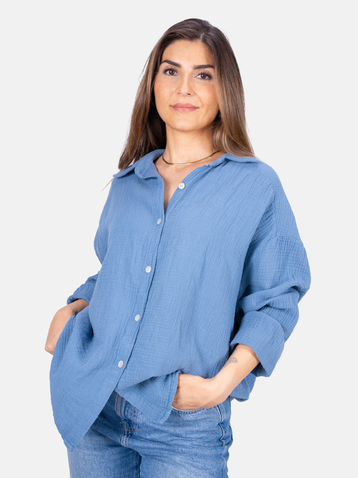 Kurze Musselin Hemdbluse mit Knöpfen - jeansblau - Sasha