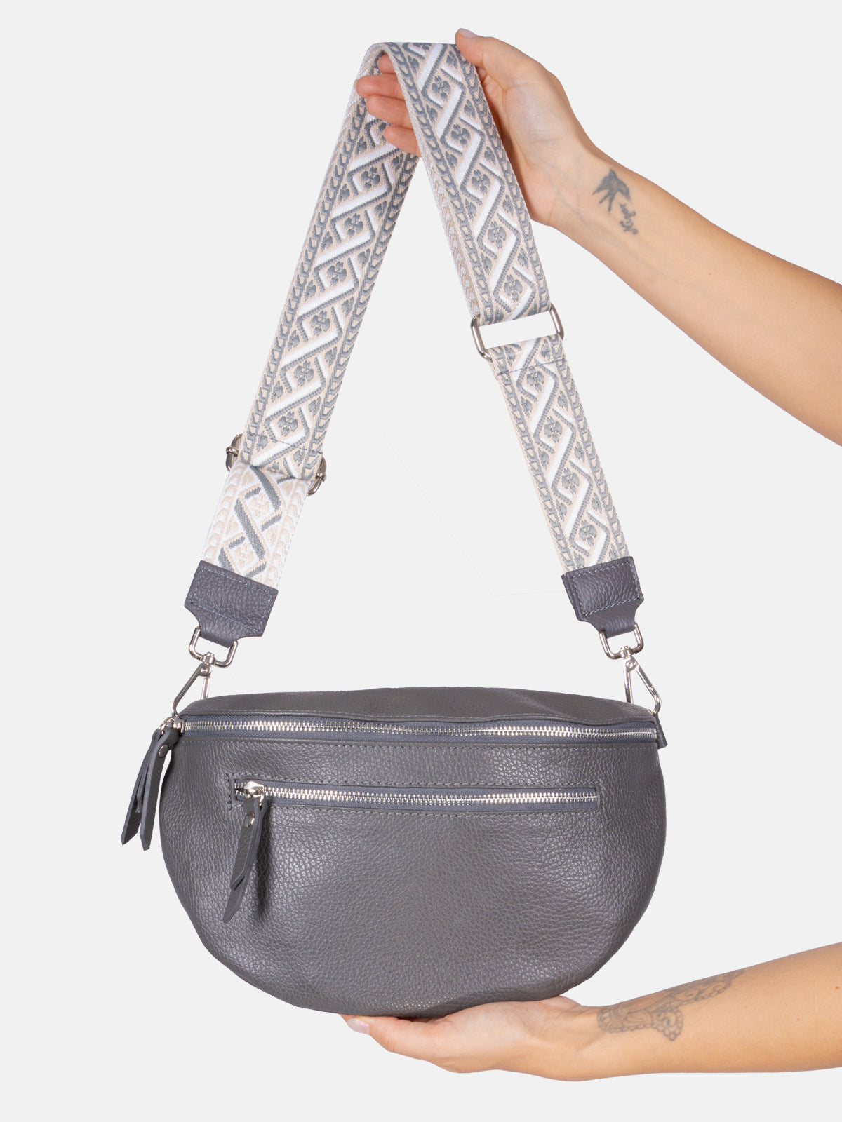 Große Crossbody Umhängetasche mit 2 Zipper aus 100% Leder - dark grau - Ella