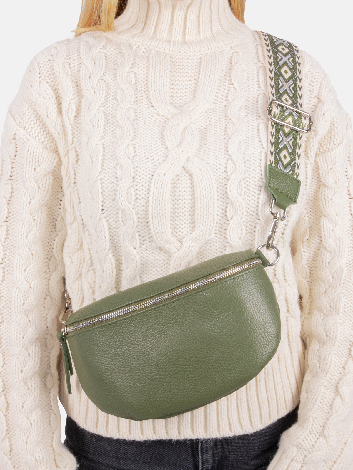 Mittelgroße Crossbody Gürteltasche aus 100% Leder - olivgrün - Helen