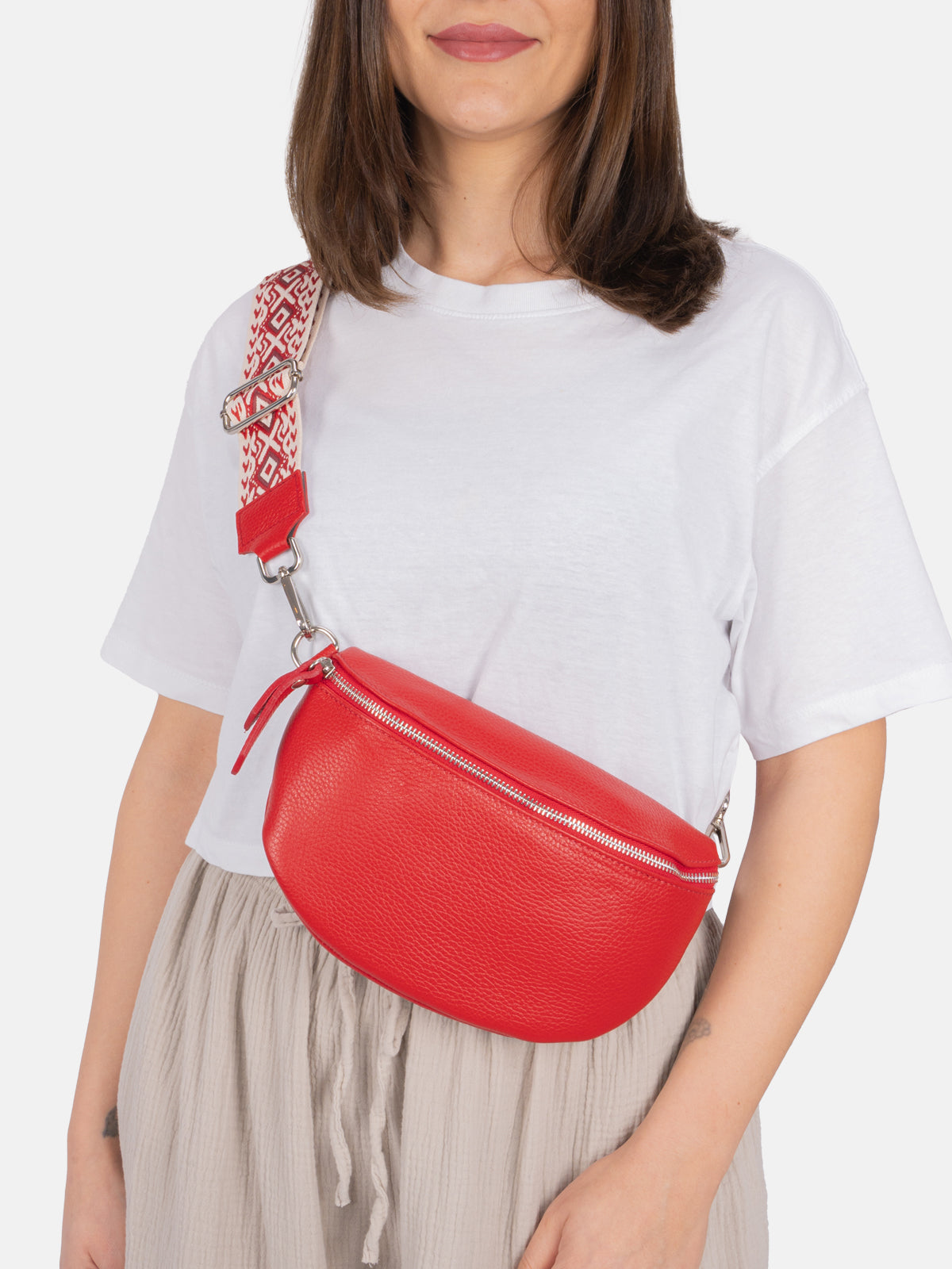 Mittelgroße Crossbody Gürteltasche aus 100% Leder - rot - Helen
