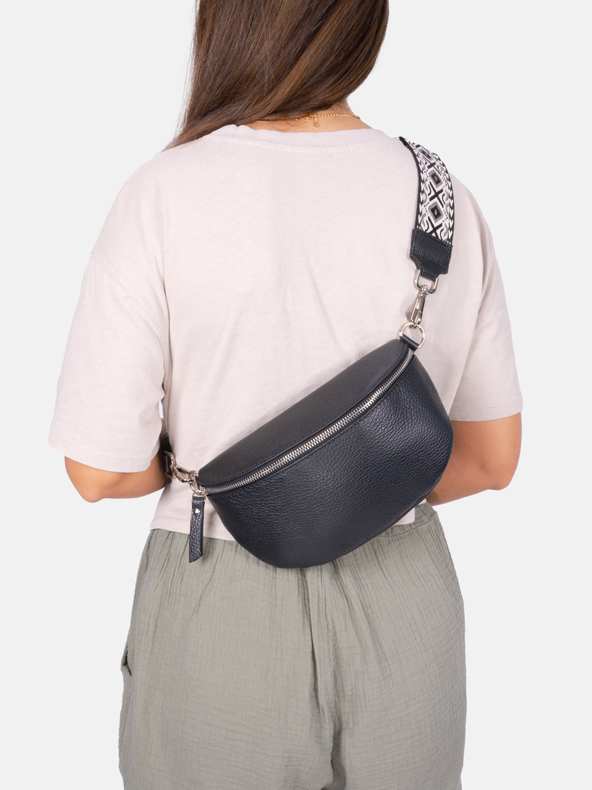 Mittelgroße Crossbody Gürteltasche aus 100% Leder - schwarz 2 - Helen BB