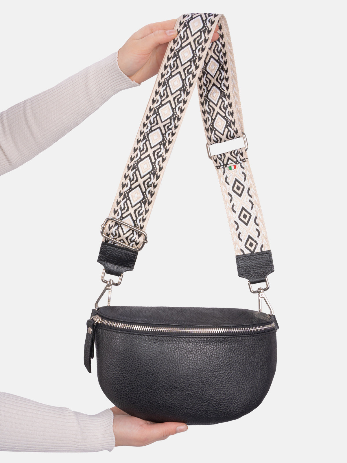 Mittelgroße Crossbody Gürteltasche aus 100% Leder - schwarz 3 - Helen KK