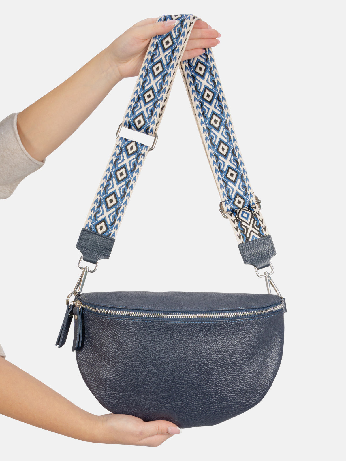 Große Crossbody Gürteltasche aus 100% Leder - marineblau - Jaime