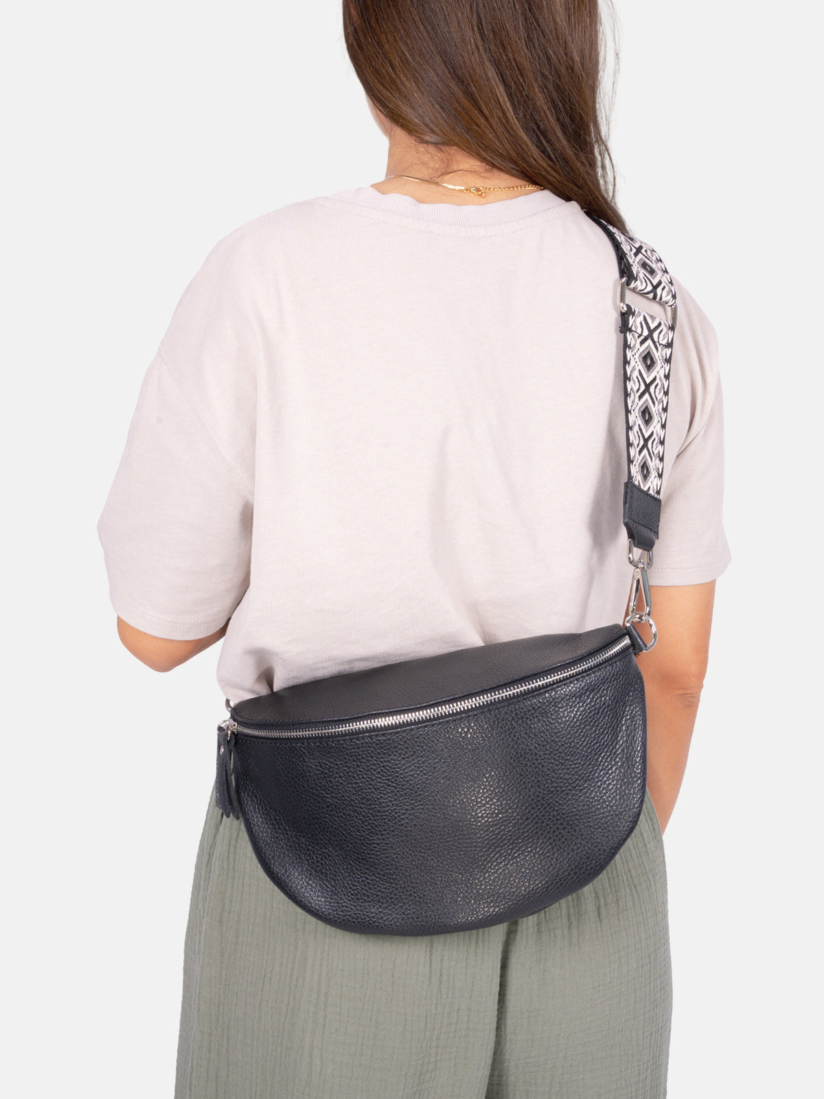 Große Crossbody Gürteltasche aus 100% Leder - schwarz 2 - Jaime BB