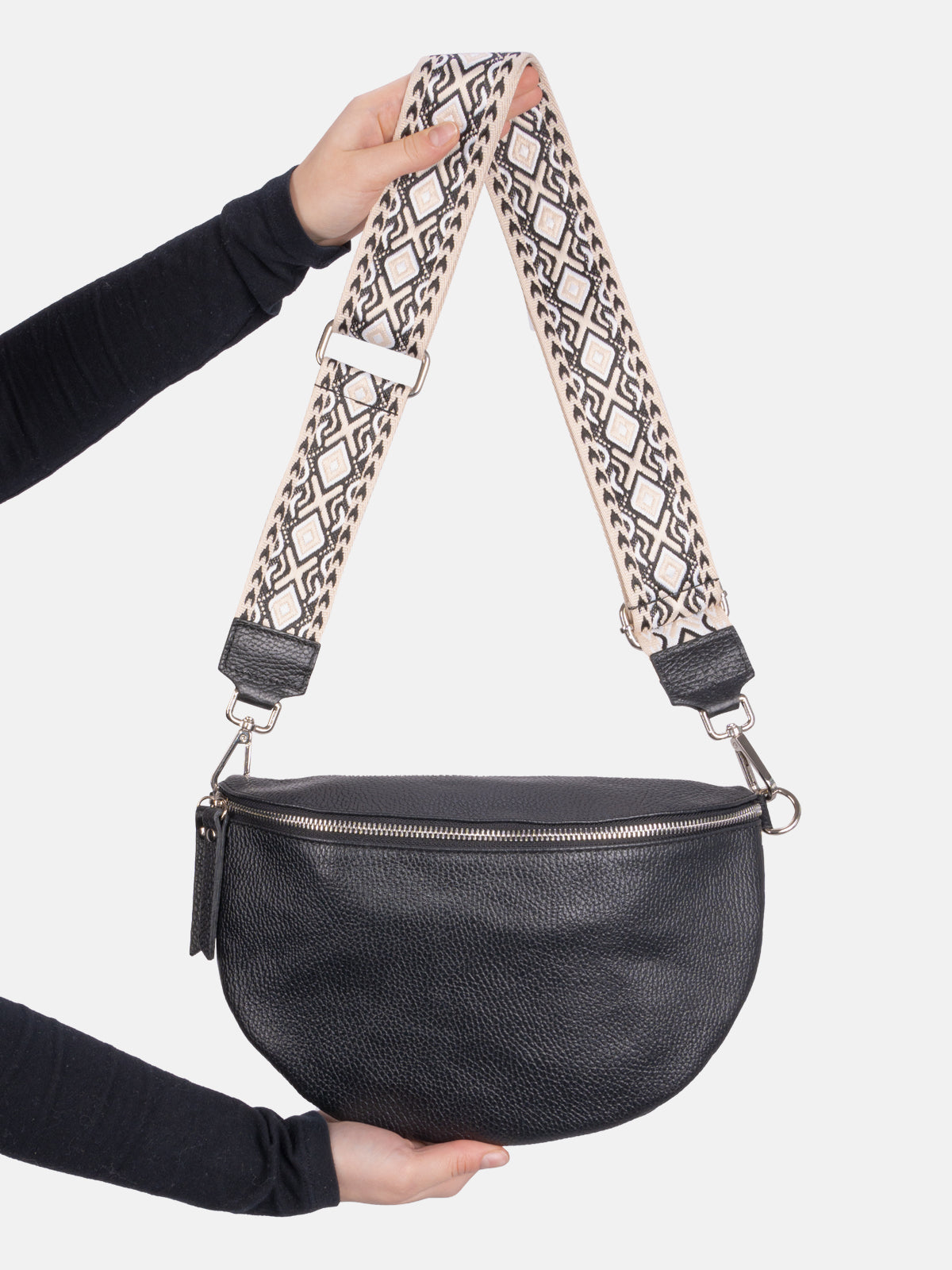 Große Crossbody Gürteltasche aus 100% Leder - schwarz 3 - Jaime KK