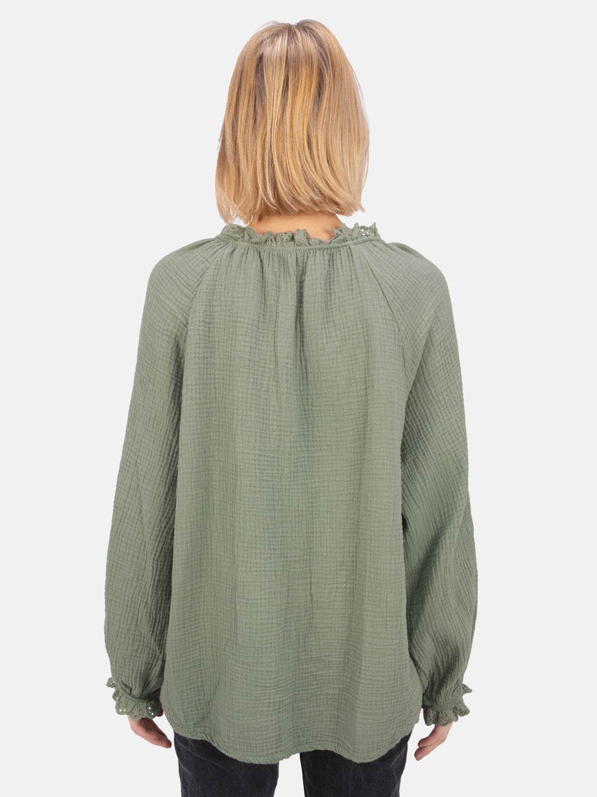 Musselinbluse mit Spitze/Rüsche - Emma