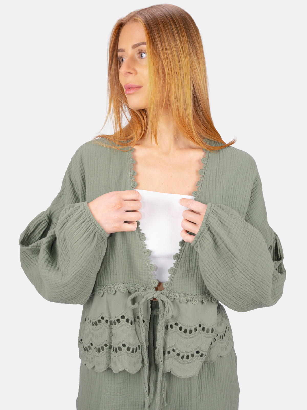 Musselin Bluse mit Lockstickerei zum Binden - Laura