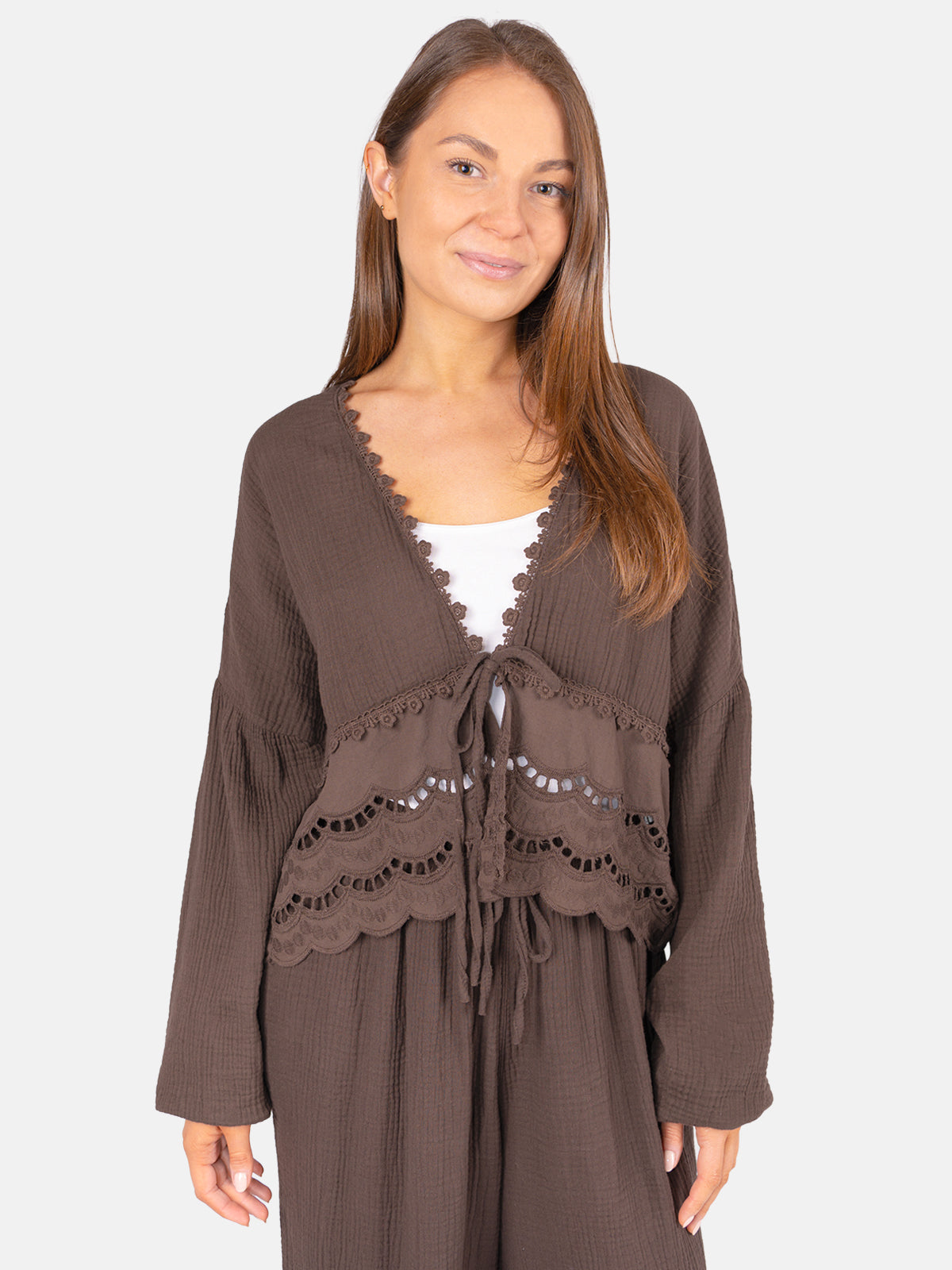 Musselin Bluse mit Lockstickerei zum Binden - Laura