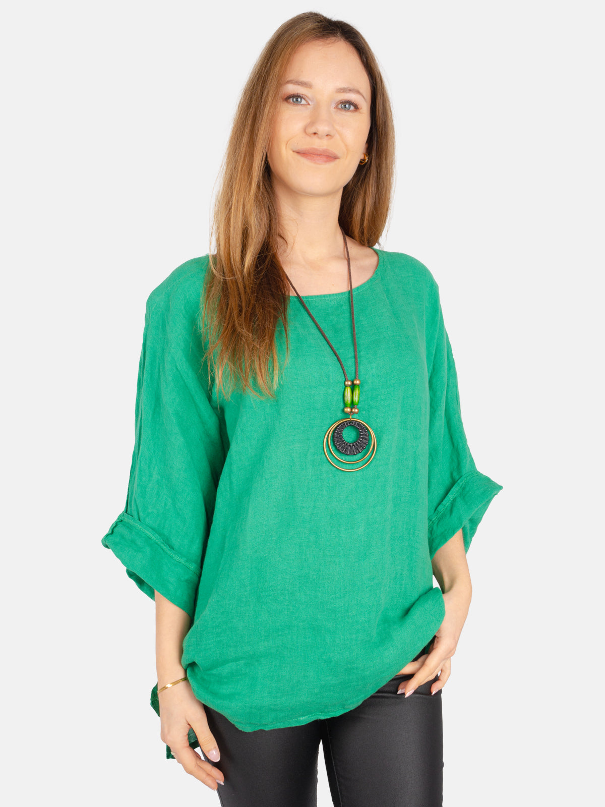 Kurze Leinenbluse mit U Boot Kragen und Kette - Lina