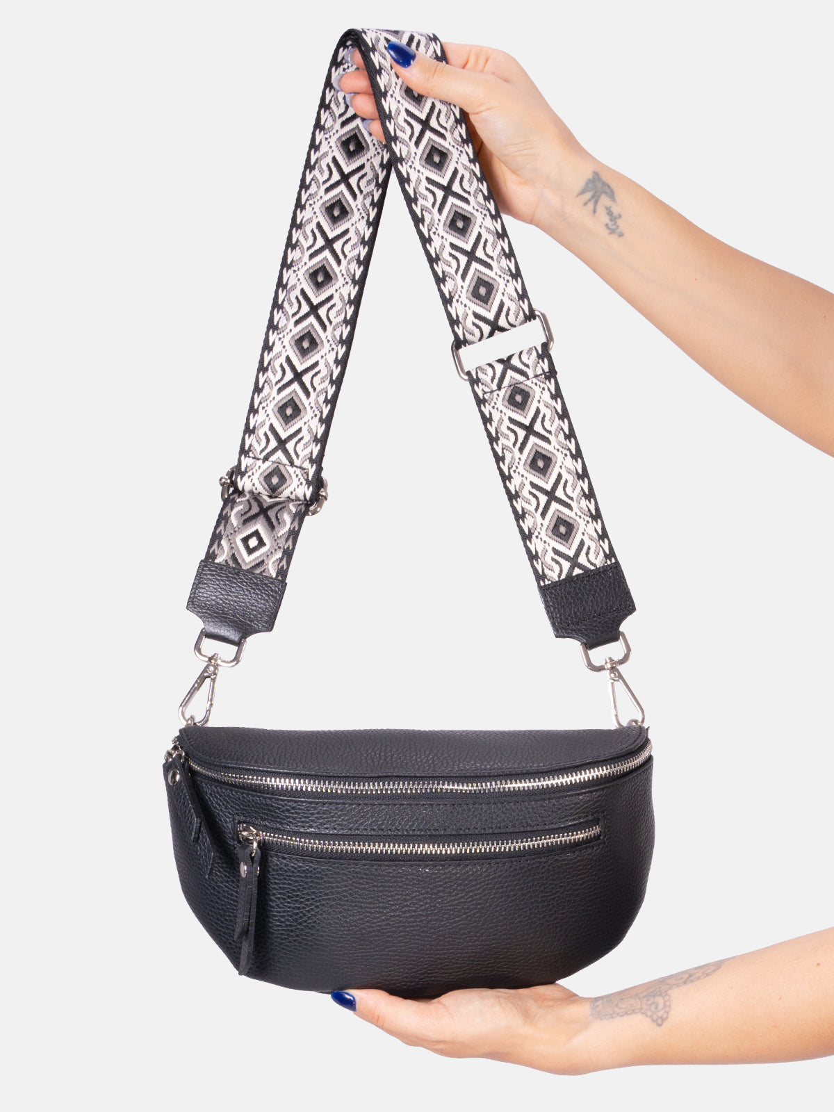 Mittelgroße Crossbody Umhängetasche mit 2 Zipper aus 100% Leder - schwarz 2 - Pia BB