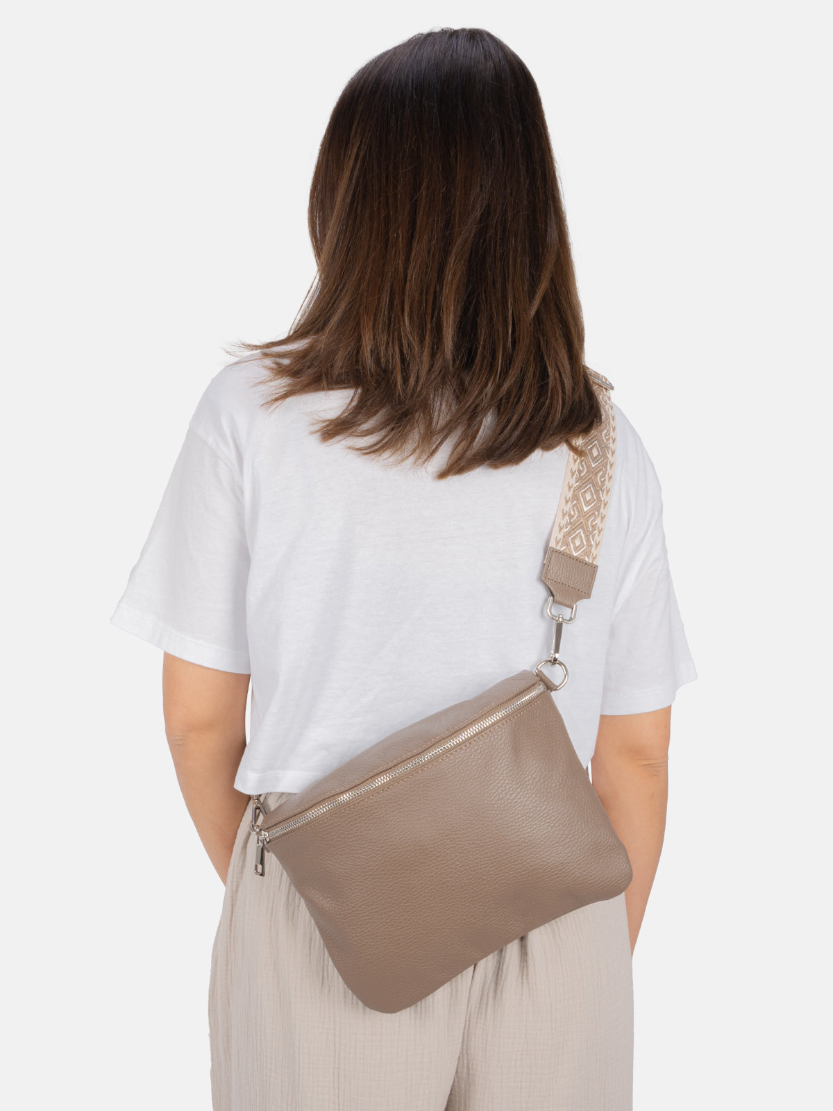 Große Umhängetasche Crossbody aus 100% Leder - dark taupe - Rona