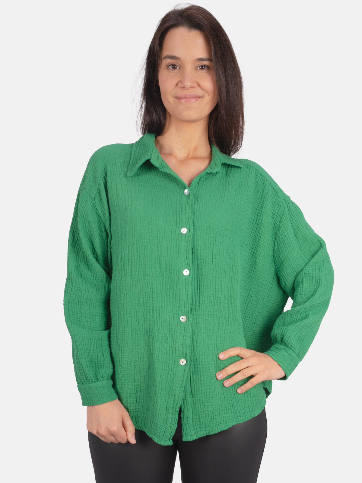 Kurze Musselin Hemdbluse mit Knöpfen - veroneser grün - Sasha