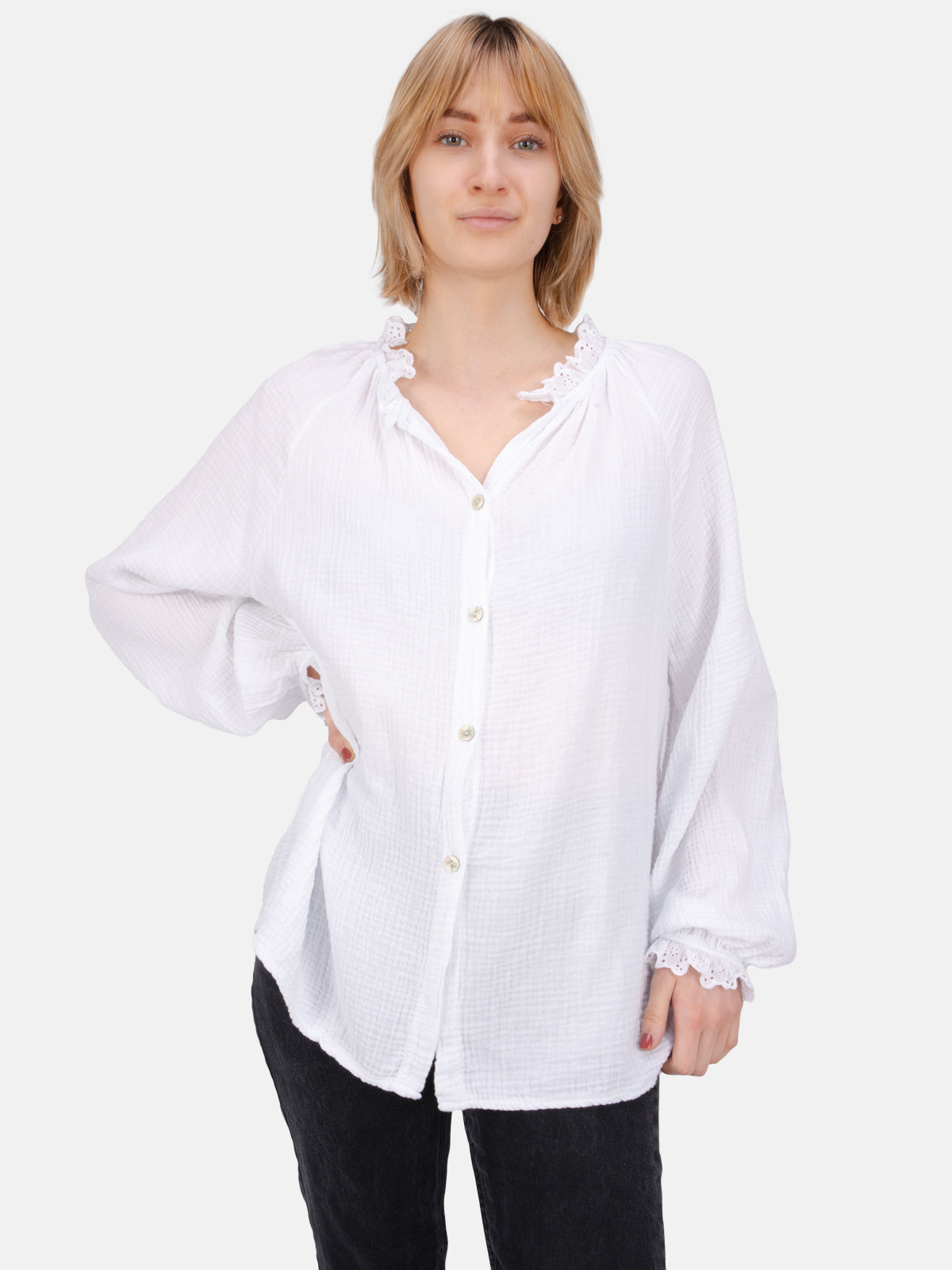 Musselinbluse mit Spitze/Rüsche - Emma