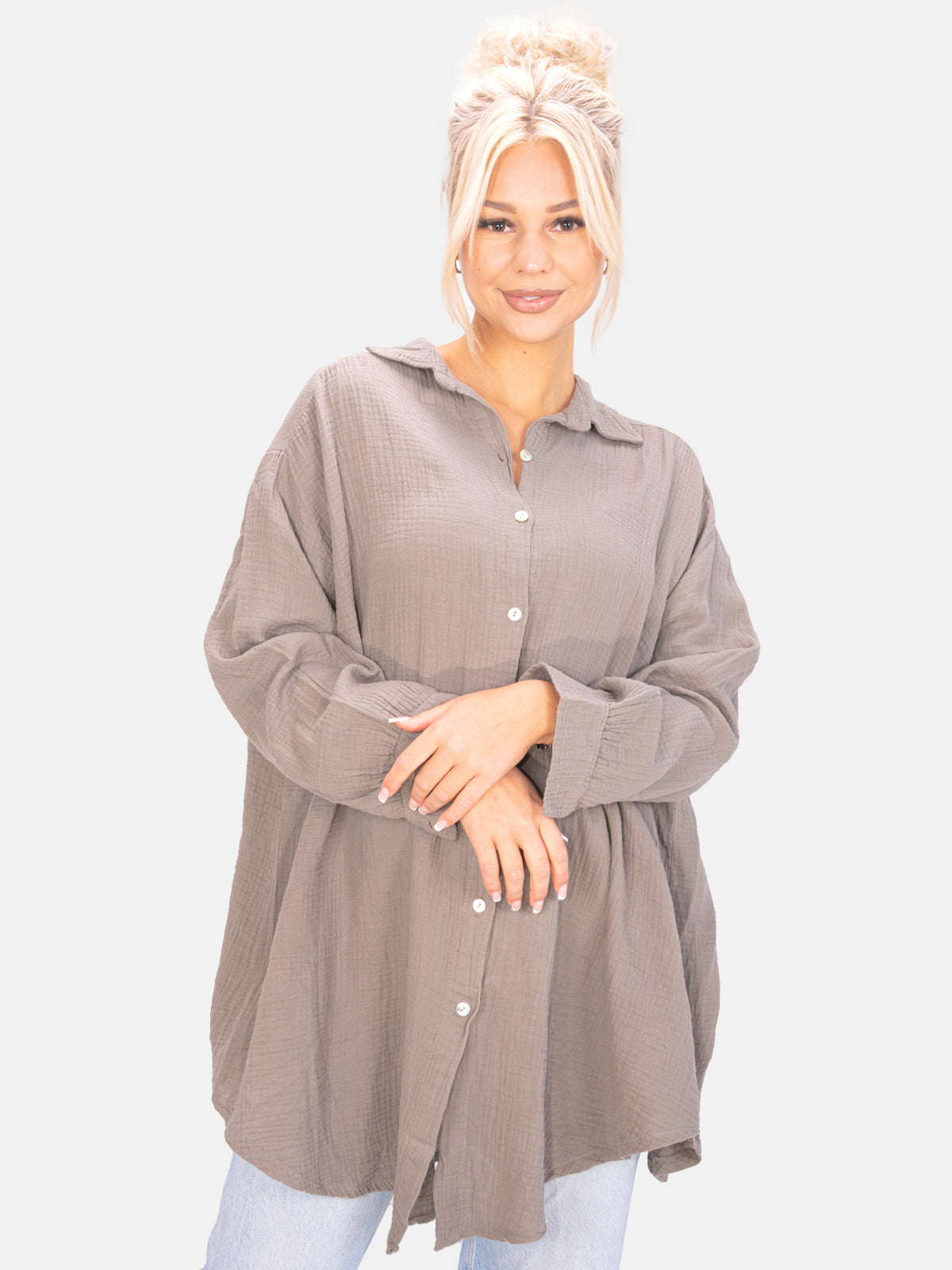 Lange Musselin Hemdbluse mit Knöpfen - taupe - Becka