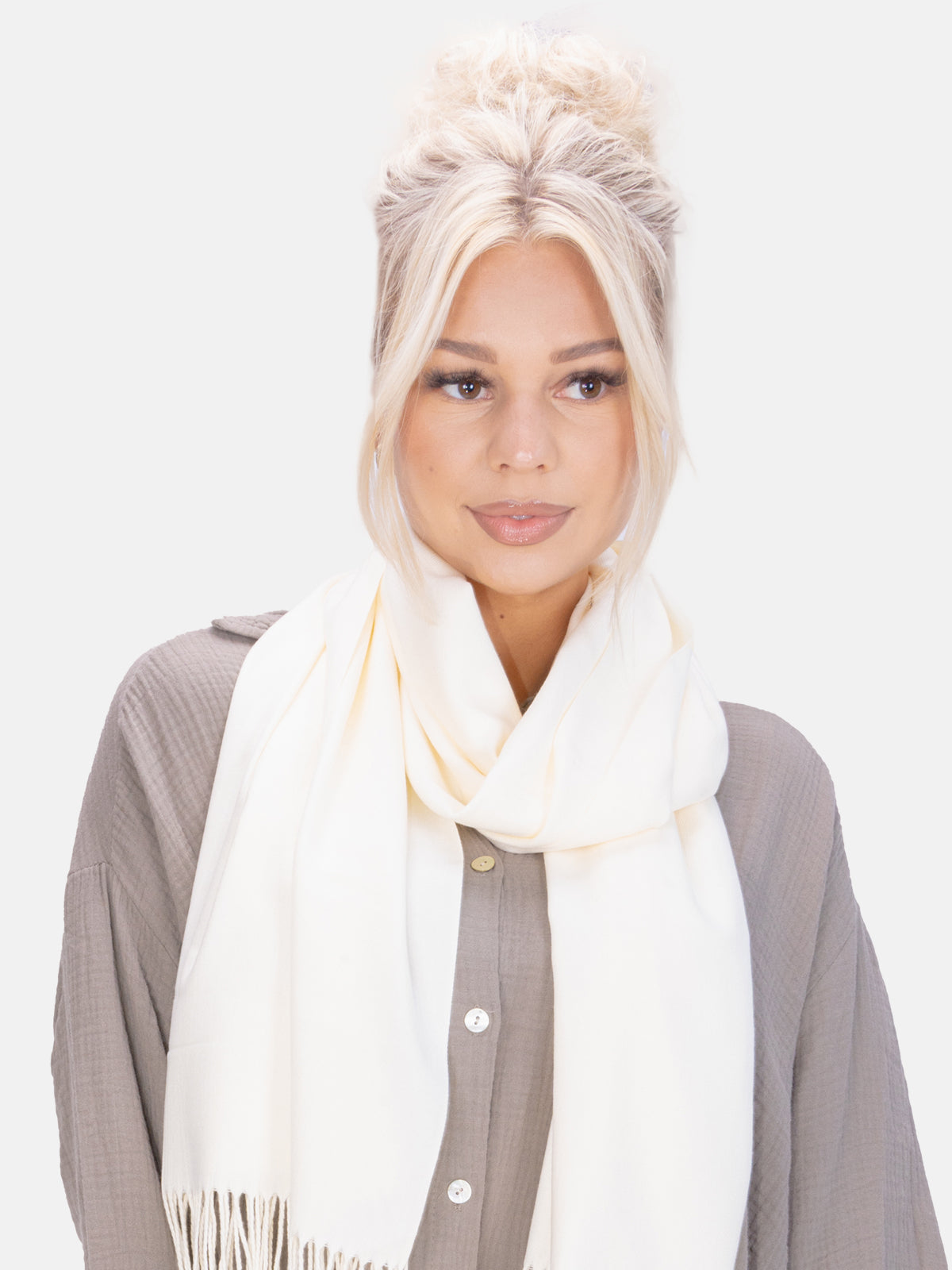 Leichter und weicher Uni Schal Unisex im angenehmen Kaschmir Mix - creme - Sophia
