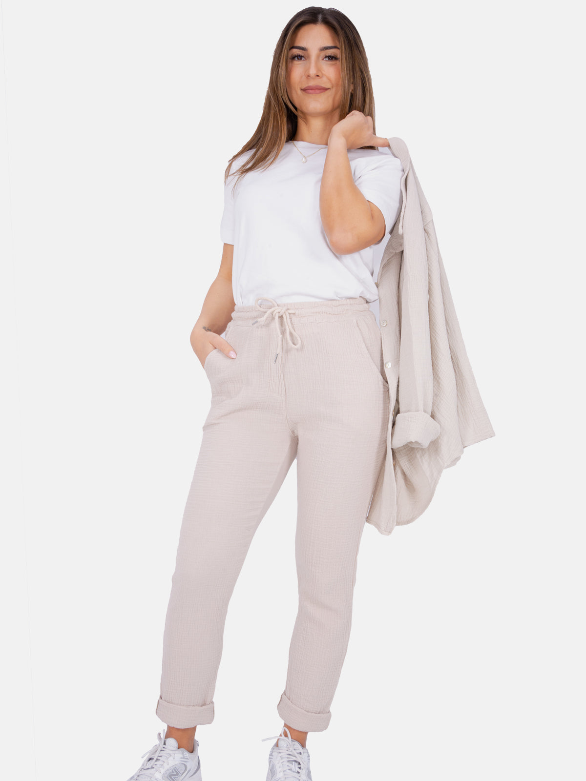 Sportliche lange Musselin Hose im Jogger Stil mit elastischem Bund - Eva