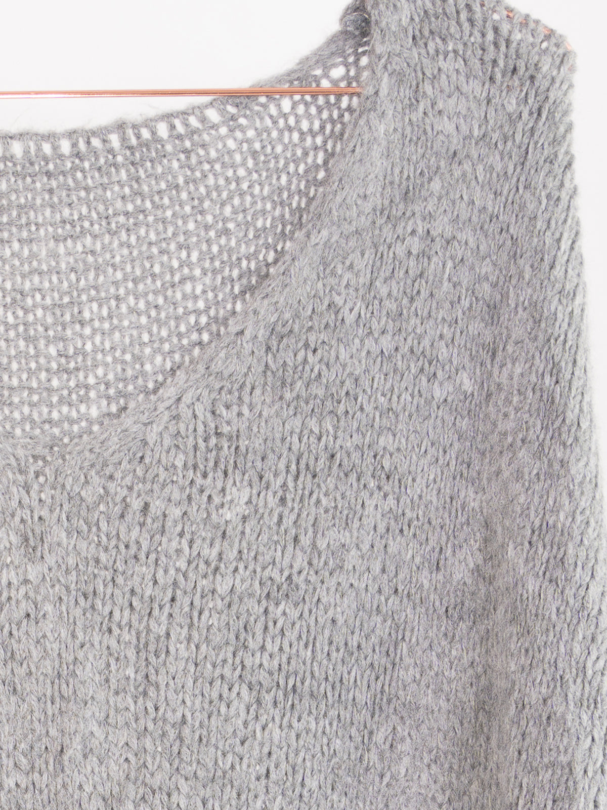 Langer Strick Pulli mit rundem Ausschnitt - Faela