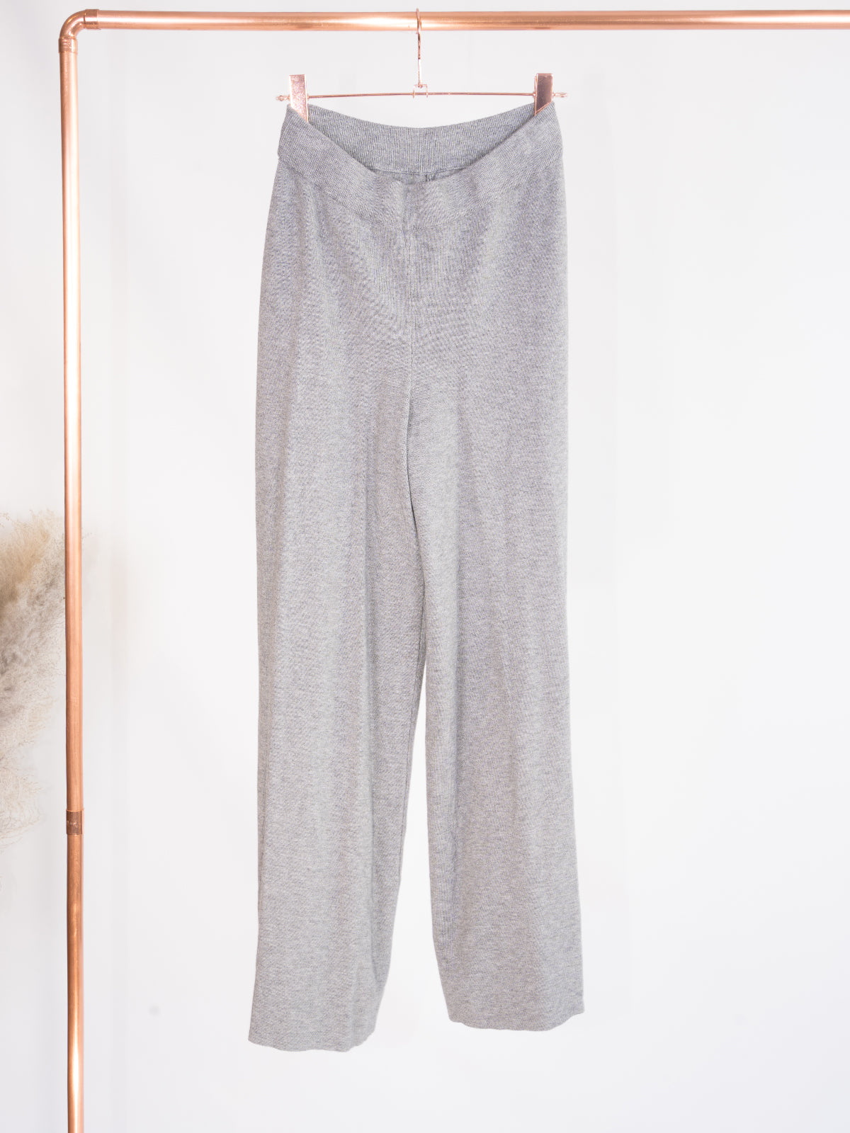 Lange lässige Hose mit ausgestelltem Bein - mehrere Farben - Lucia