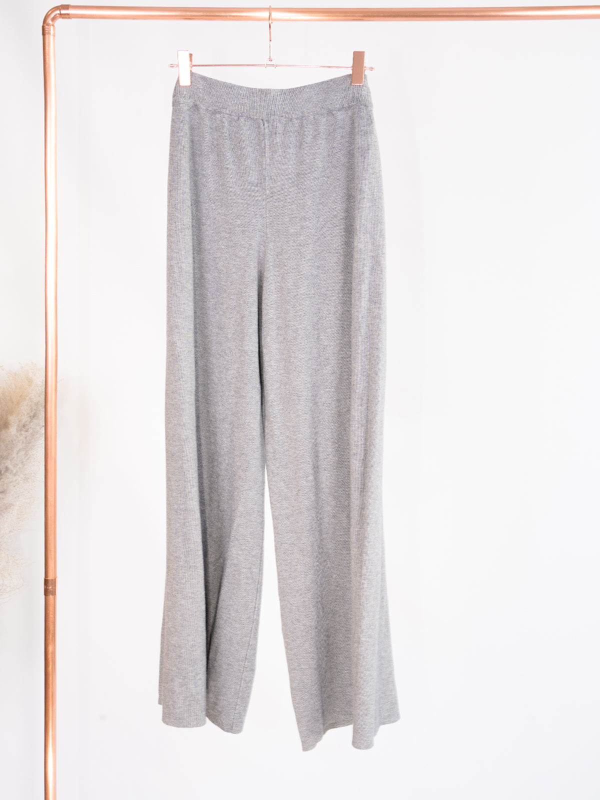 Lange lässige Hose mit ausgestelltem Bein - mehrere Farben - Lucia