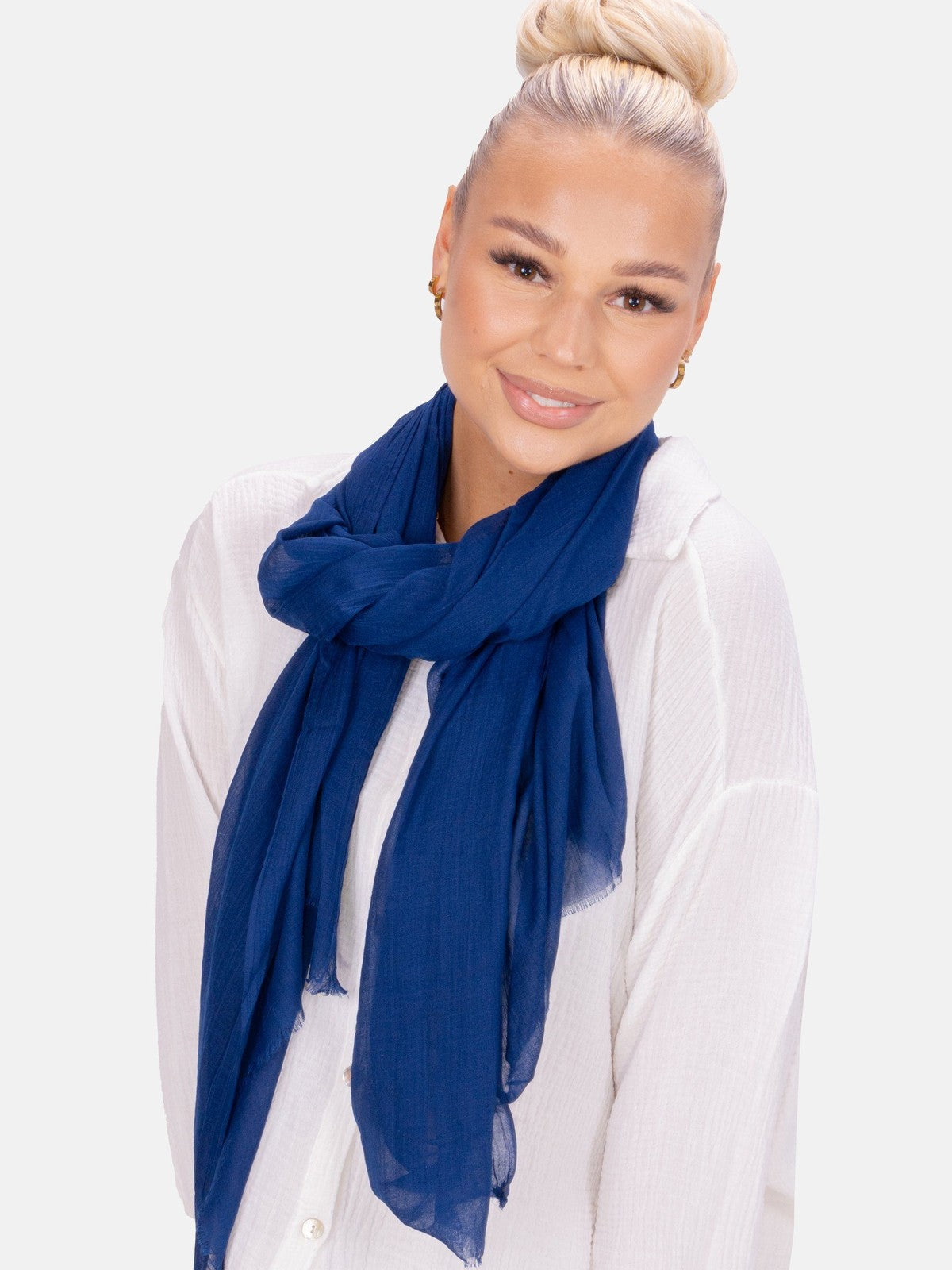 Schal Alessandra in Dunkelblau #Farbe_Dunkelblau