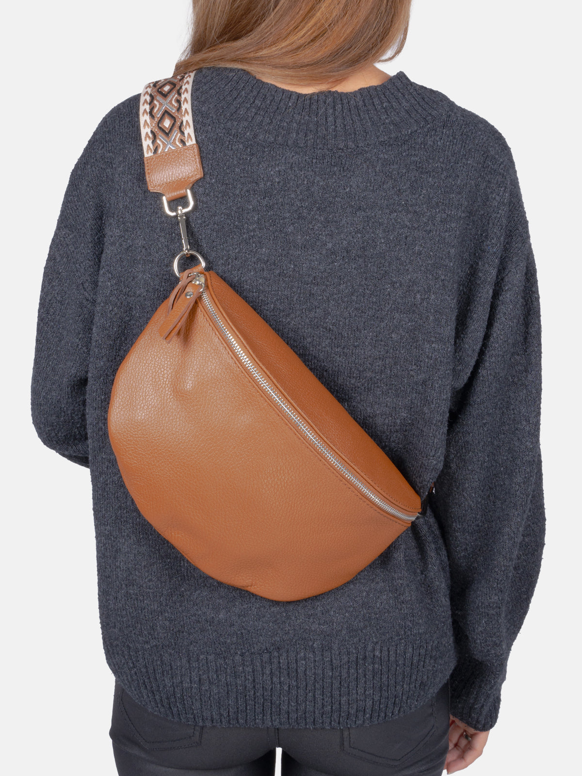 Große Crossbody Gürteltasche aus 100% Leder - cognac - Jaime