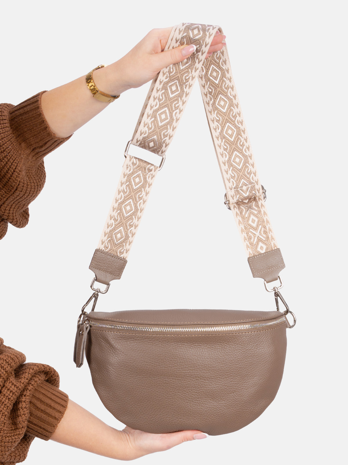 Große Crossbody Gürteltasche aus 100% Leder - dark taupe - Jaime